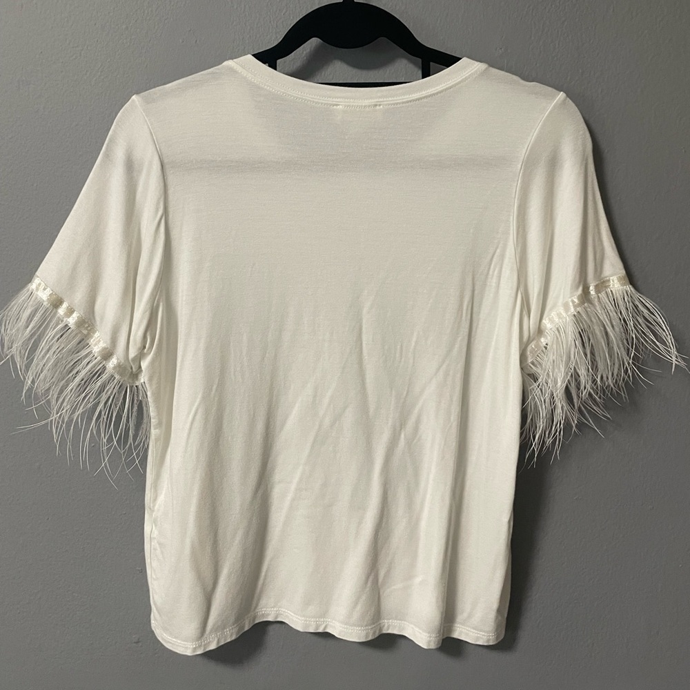 If She Loves ostrich trim short sleeves white shirt. Size Medium - Picture 2 of 6